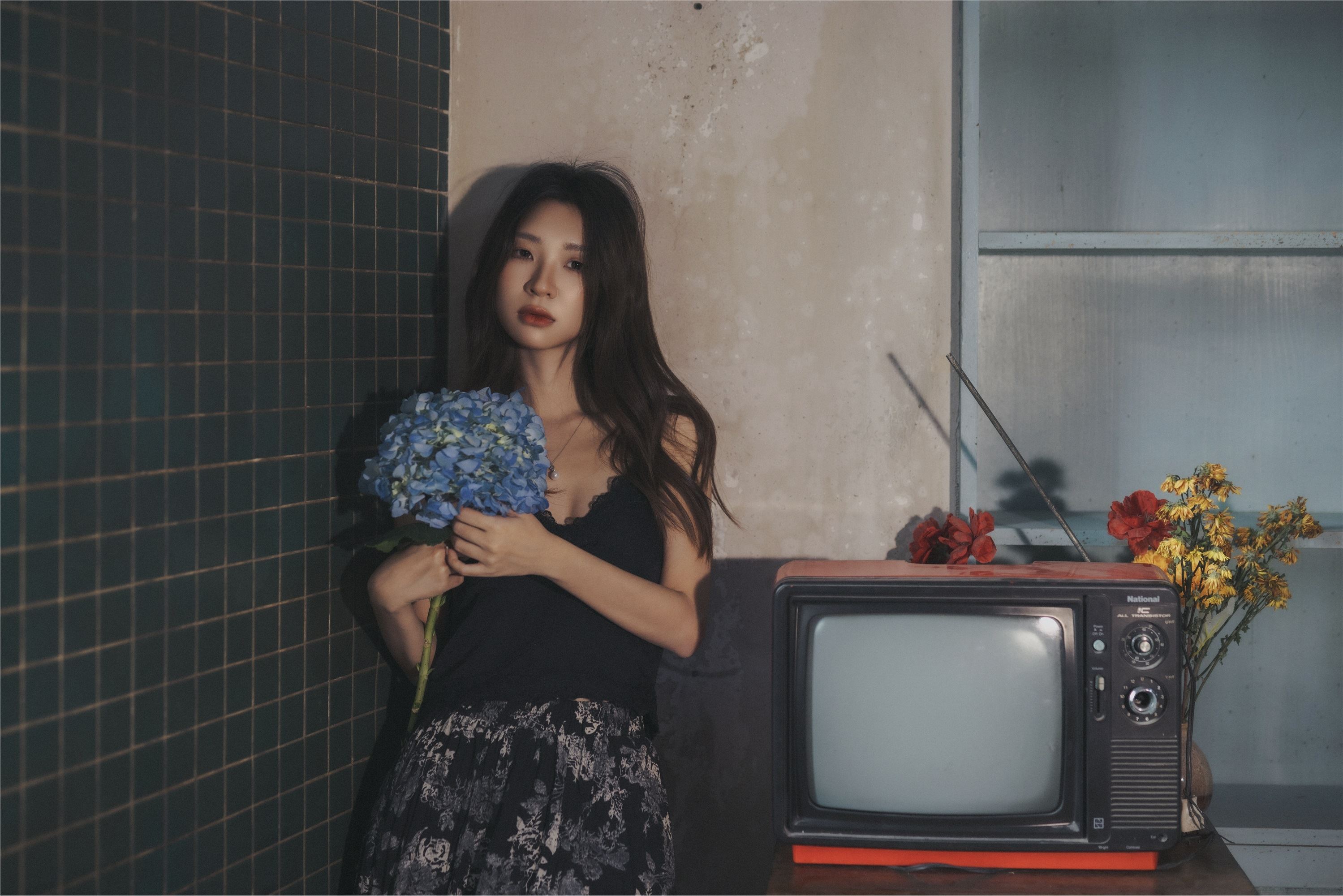 YITUYU艺图语 2025.01.18 孤独感 失眠面包蟹